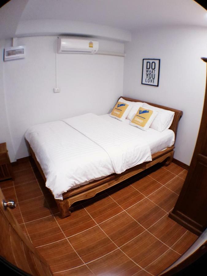 Sleep Terminal Hostel Chiang Mai Buitenkant foto